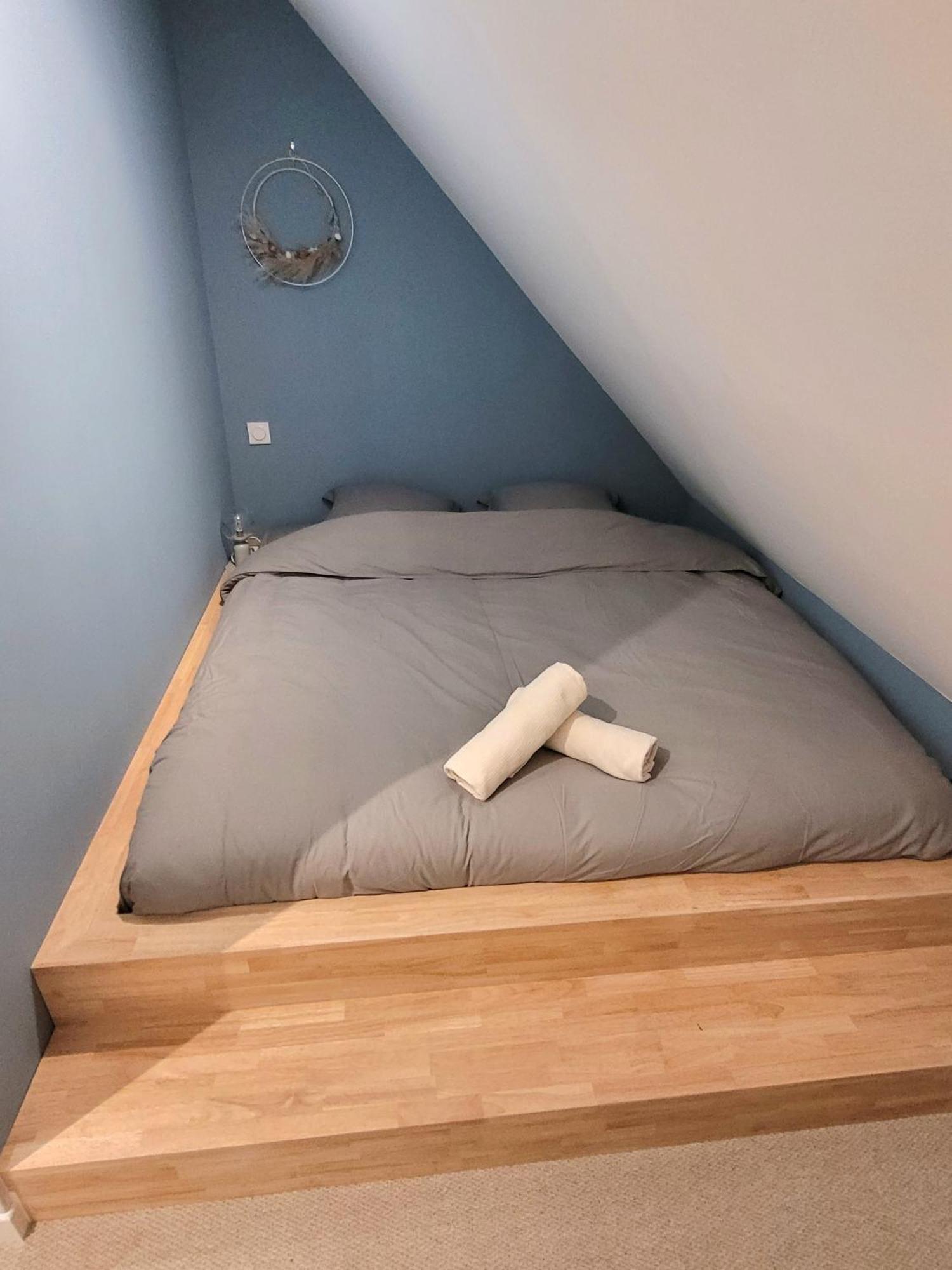 Les Apparts De Leon Landerneau Quarto foto